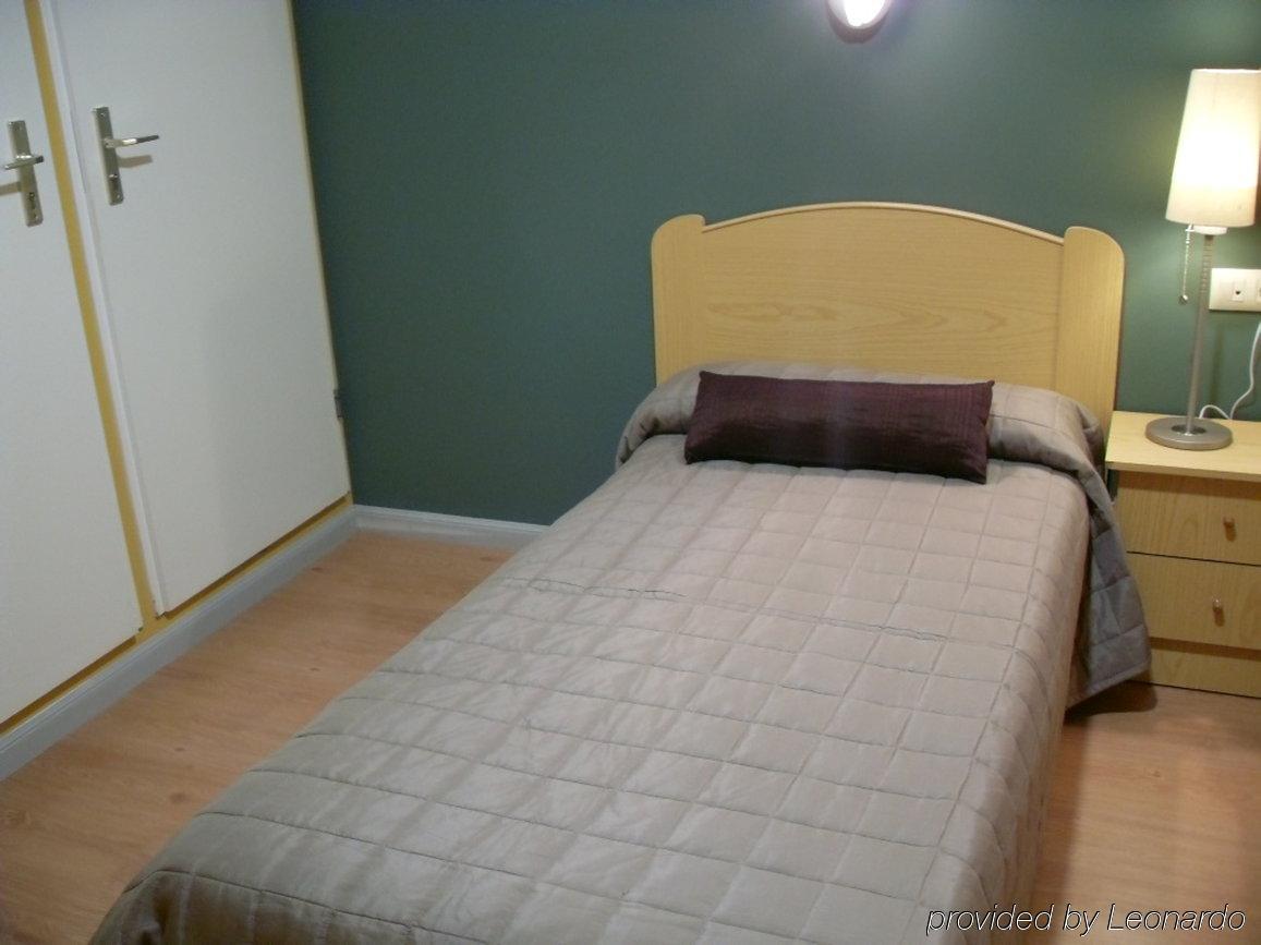 Ahc Hoteles Caces Cameră foto